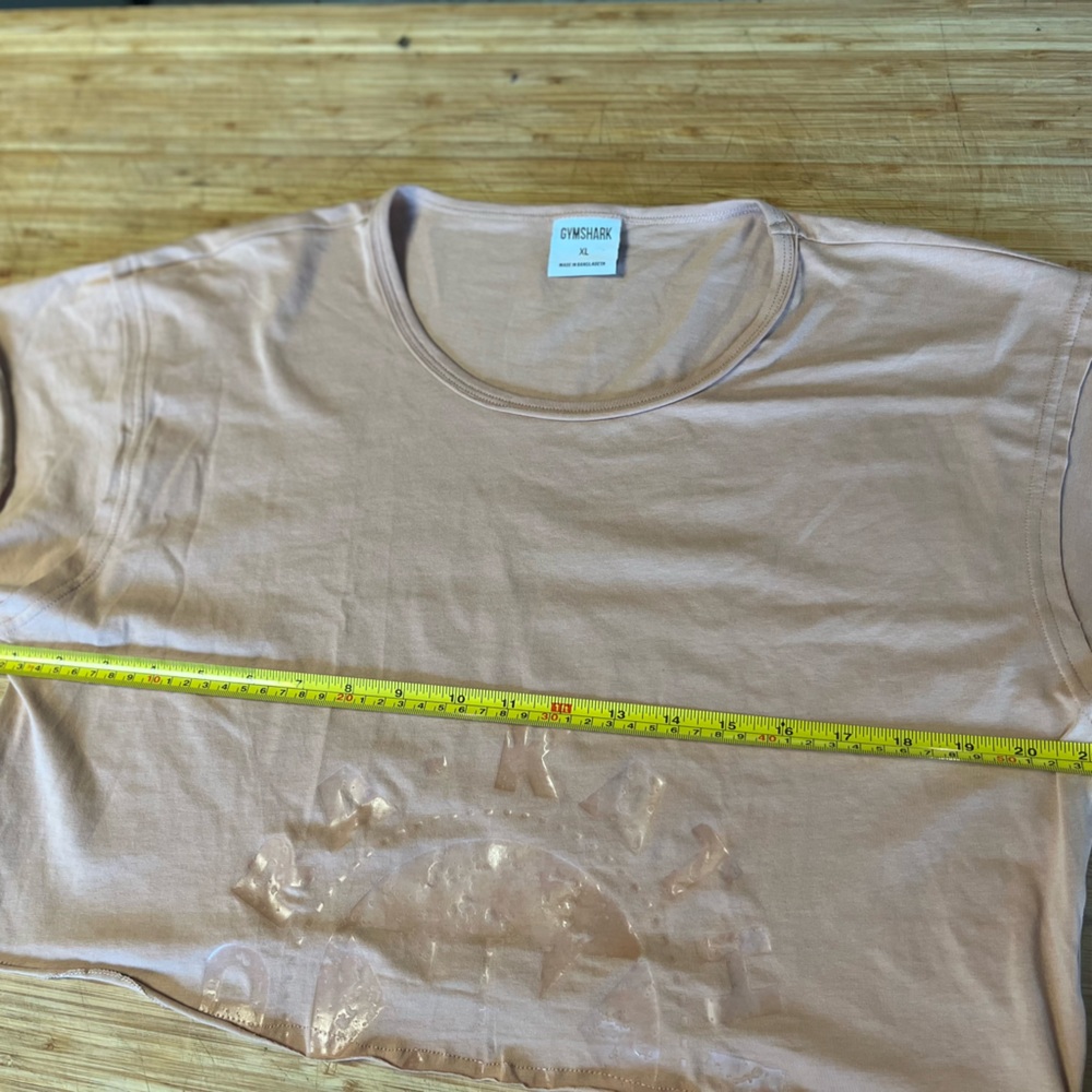 NWOT Gymshark Crop Top in a Cool Color!!